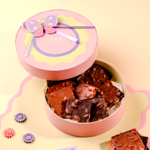 Pink Scallop Box With  Assort Barks